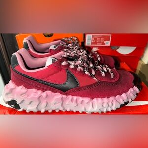 Nike OVERBREAK SP Dark BeetRoot Men’s 10/ Women’s 11.5